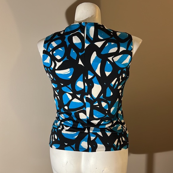Calvin Klein sleeveless top Size Medium - Picture 3 of 9